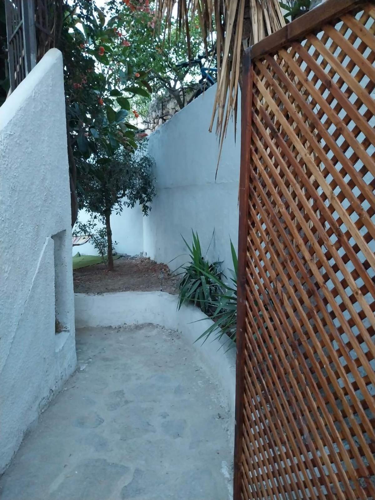 Bibliotheque Vintage Studio & Easy Garden Heraklion (Crete) Exterior foto